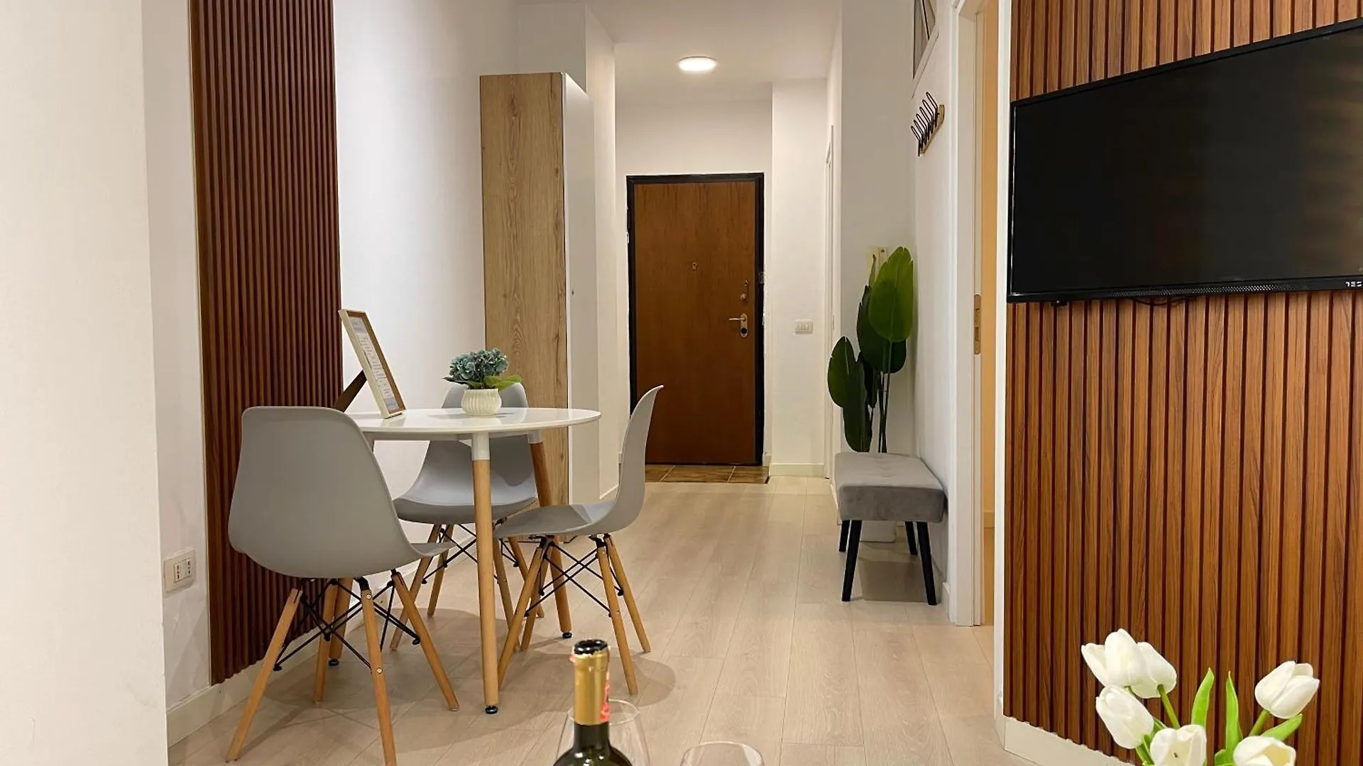 New Bazaar Azure Apartments Tirana